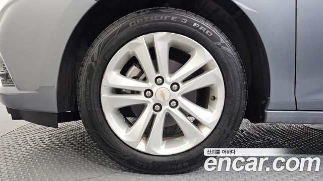 Chevrolet Cruze 1.4 Turbo LT Deluxe 2017 — фото 5