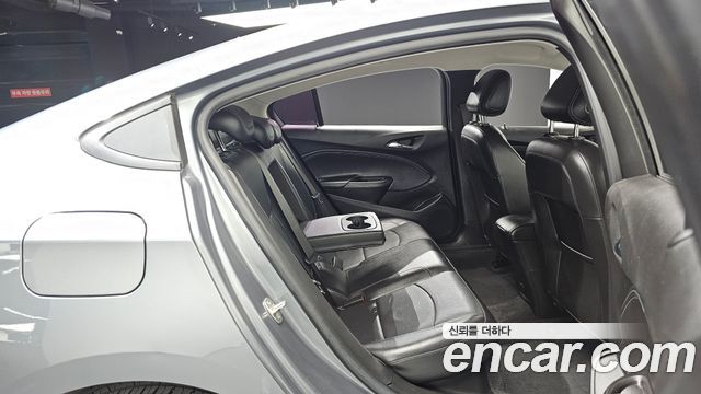 Chevrolet Cruze 1.4 Turbo LT Deluxe 2017 — фото 15