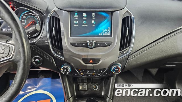 Chevrolet Cruze 1.4 Turbo LT Deluxe 2017 — фото 17