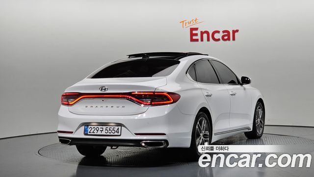 Hyundai Grandeur (IG) 3.0 LPi Modern (Rental Car) 2019 — фото 2