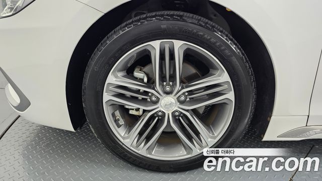 Hyundai Grandeur (IG) 3.0 LPi Modern (Rental Car) 2019 — фото 5