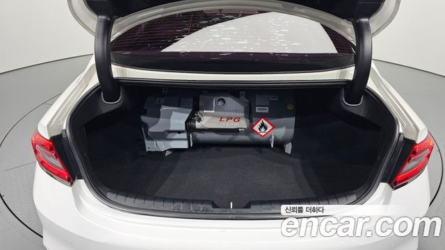 Hyundai Grandeur (IG) 3.0 LPi Modern (Rental Car) 2019 — фото 20