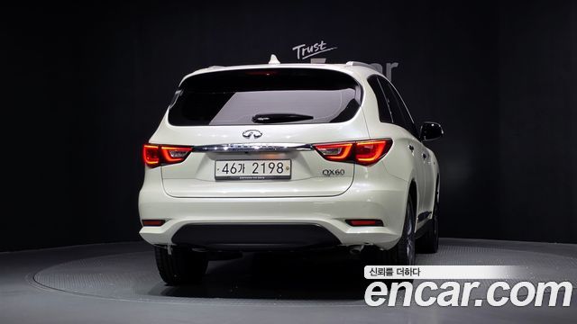 Infiniti QX60 3.5 AWD 2017 — фото 4