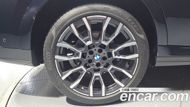 BMW X6 (G06) xDrive40i M Sport 2024 — фото 5