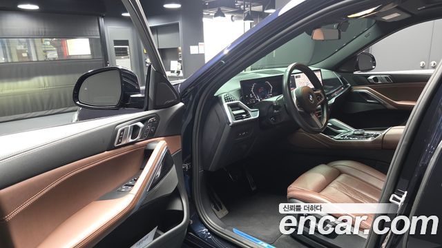 BMW X6 (G06) xDrive40i M Sport 2024 — фото 10