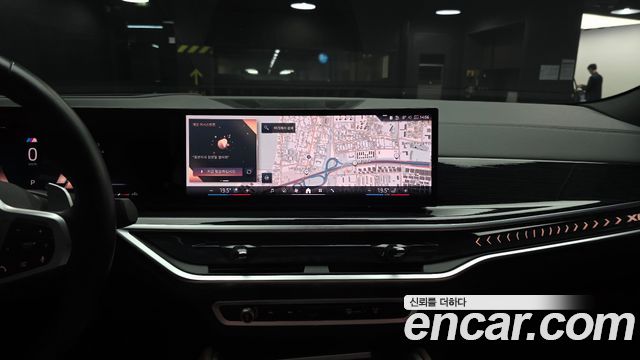 BMW X6 (G06) xDrive40i M Sport 2024 — фото 14