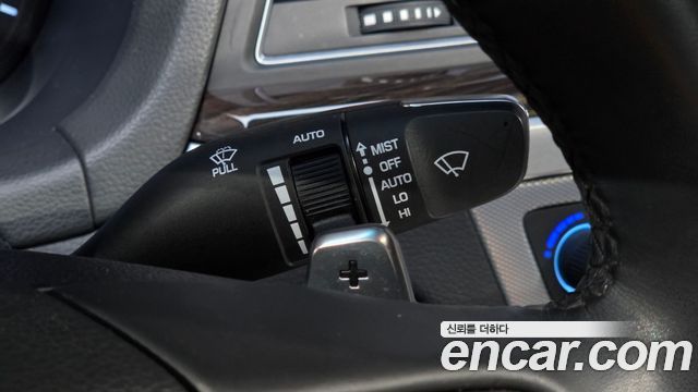 Genesis G80 3.3 GDI AWD Luxury 2017 — фото 34