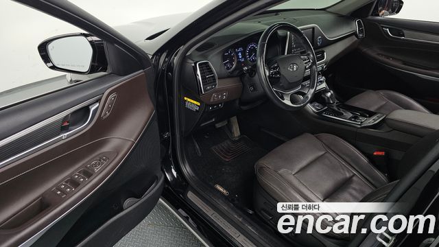 Hyundai Grandeur (IG) 2.4 Premium 2019 — фото 10