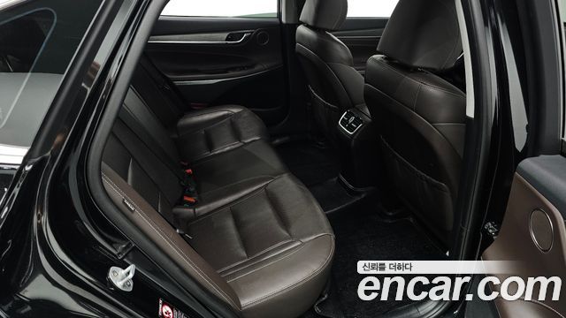 Hyundai Grandeur (IG) 2.4 Premium 2019 — фото 11