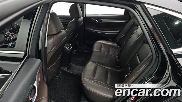 Hyundai Grandeur (IG) 2.4 Premium 2019 — фото 12