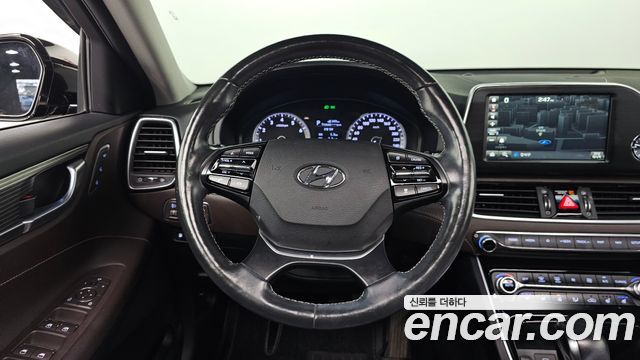 Hyundai Grandeur (IG) 2.4 Premium 2019 — фото 13
