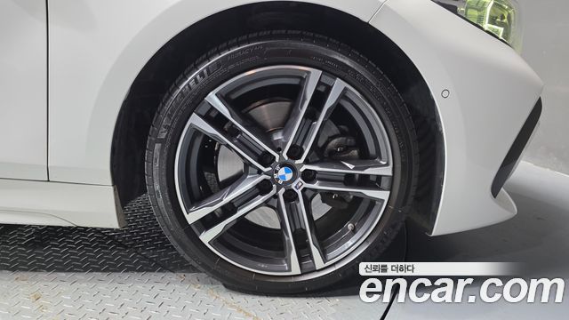 BMW 1 Series (F40) 120i M Sports 2022 — фото 21