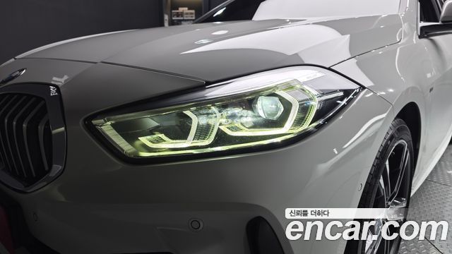 BMW 1 Series (F40) 120i M Sports 2022 — фото 22