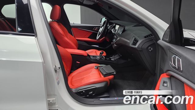 BMW 1 Series (F40) 120i M Sports 2022 — фото 26