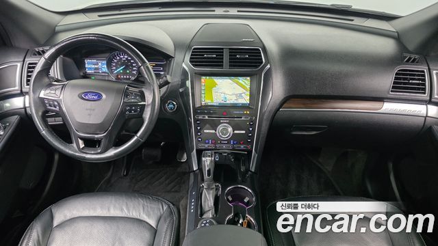 Ford Explorer 2.3 Limited 4WD 5th 2017 — фото 7