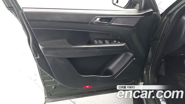 KG Mobility (SsangYong) Rexton Sports Diesel 2.2 4WD Prestige 2021 — фото 24