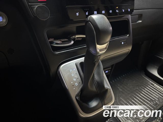 Hyundai Staria L3.5 Cargo 3-Seater Modern 2023 — фото 20