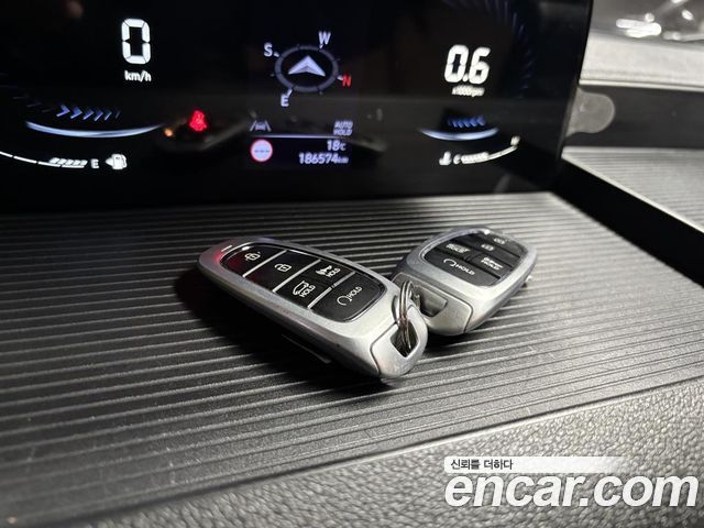 Hyundai Staria L3.5 Cargo 3-Seater Modern 2023 — фото 21