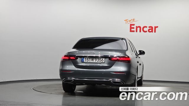 Mercedes-Benz E-Class (W213) E250 Exclusive 2021 — фото 4