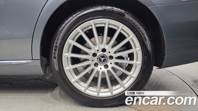 Mercedes-Benz E-Class (W213) E250 Exclusive 2021 — фото 21