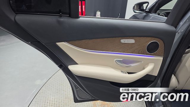 Mercedes-Benz E-Class (W213) E250 Exclusive 2021 — фото 25