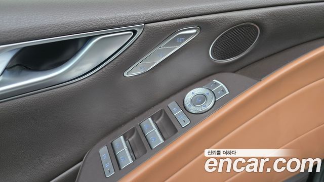 Genesis G80 (RG3) Gasoline 2.5 Turbo AWD 2022 — фото 36