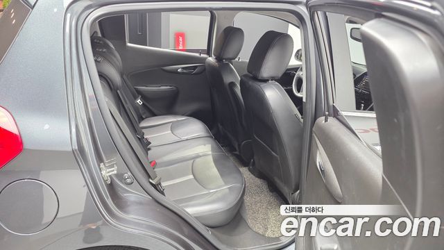 Chevrolet Spark Premier 2019 — фото 12