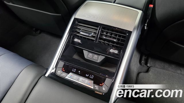BMW 8 Series (G15) 840i xDrive M Sport Gran Coupe 2021 — фото 18