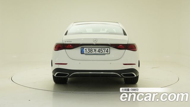 Mercedes-Benz E-Class (W214) E200 AMG Line 2026 — фото 4