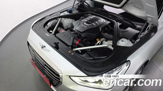 Genesis EQ900 5.0 GDI AWD Limousine Prestige 2018 — фото 6