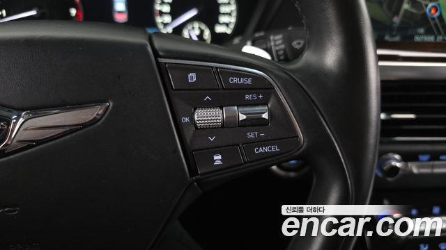 Genesis EQ900 5.0 GDI AWD Limousine Prestige 2018 — фото 22