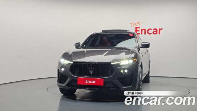 Maserati Levante 3.0 AWD Modena 2022 — фото 3