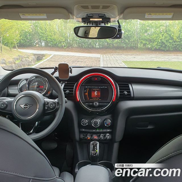 MINI Cooper Standard Third Generation 2020 — фото 9