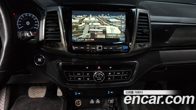 KG Mobility (SsangYong) Rexton Sports Khan Diesel 2.2 4WD Prestige 2022 — фото 12