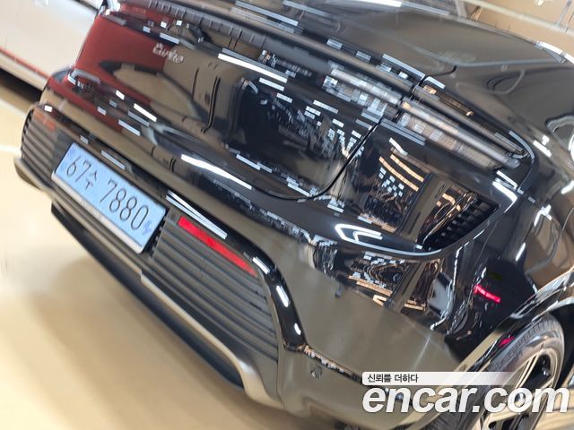 Porsche Macan EV Turbo 2026 — фото 19