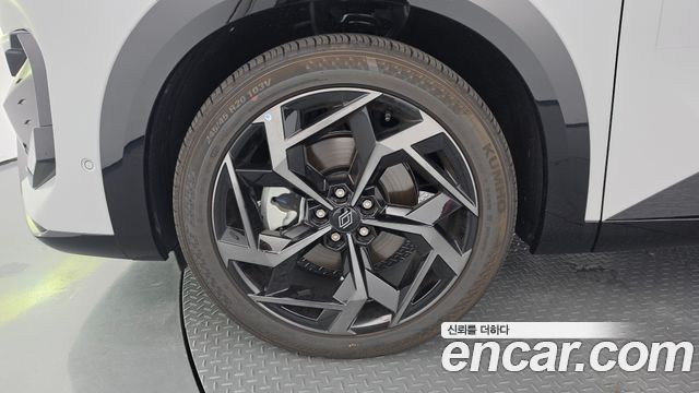 Renault Korea Filante 1.5 E-Tech Esprit Alpine 2WD 2027 — фото 5