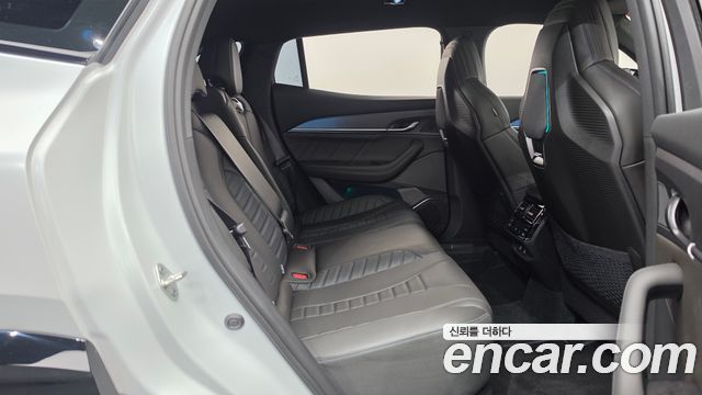 Renault Korea Filante 1.5 E-Tech Esprit Alpine 2WD 2027 — фото 11