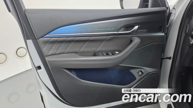 Renault Korea Filante 1.5 E-Tech Esprit Alpine 2WD 2027 — фото 24