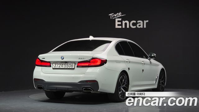BMW 5 Series (G30) 530i xDrive M Sport Package 2022 — фото 2
