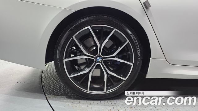 BMW 5 Series (G30) 530i xDrive M Sport Package 2022 — фото 5
