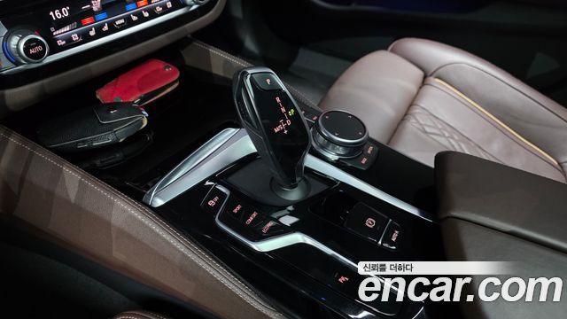 BMW 5 Series (G30) 530i xDrive M Sport Package 2022 — фото 9