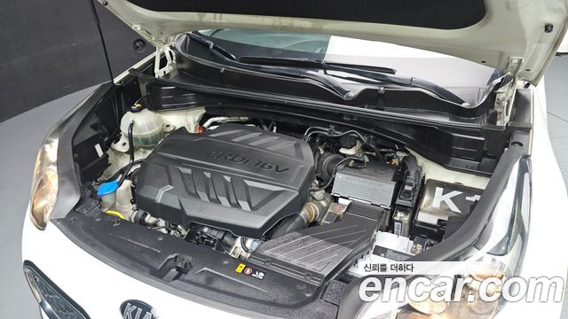 Kia Sportage The Bold Diesel 2.0 2WD Luxury 2019 — фото 6