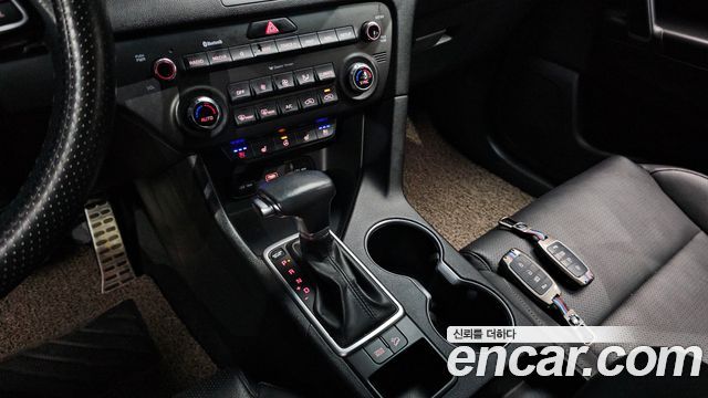 Kia Sportage The Bold Diesel 2.0 2WD Luxury 2019 — фото 9