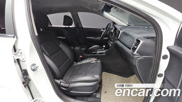 Kia Sportage The Bold Diesel 2.0 2WD Luxury 2019 — фото 12