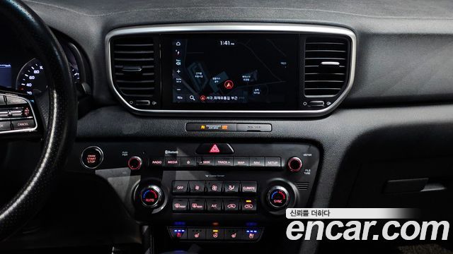 Kia Sportage The Bold Diesel 2.0 2WD Luxury 2019 — фото 14