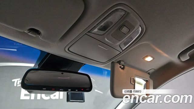 Kia Sportage The Bold Diesel 2.0 2WD Luxury 2019 — фото 19