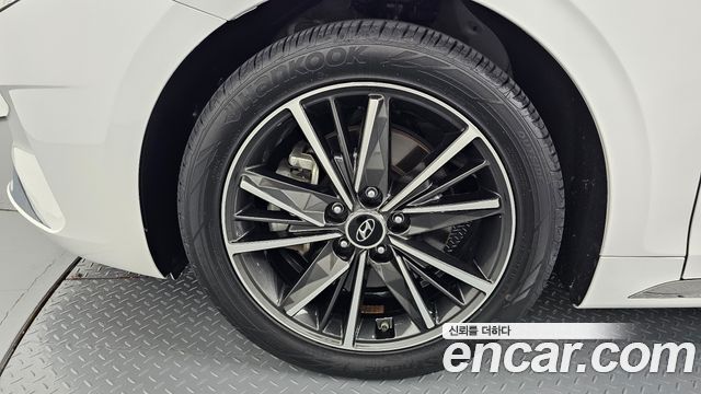 Hyundai Grandeur (IG) 2.5 Le Blanc 2023 — фото 5