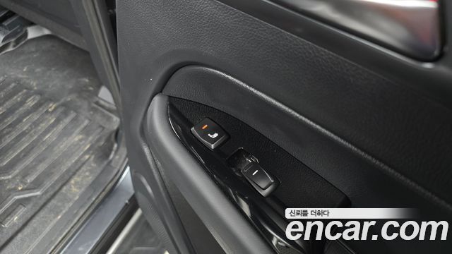 KG Mobility (SsangYong) Rexton Sports Khan Diesel 2.2 4WD Culman Noblesse 2024 — фото 28