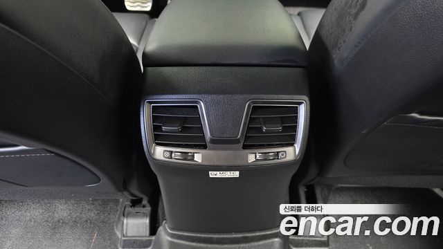KG Mobility (SsangYong) Rexton Sports Khan Diesel 2.2 4WD Culman Noblesse 2024 — фото 31