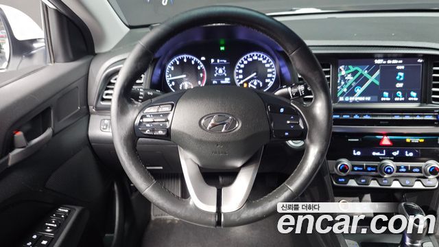 Hyundai Avante (AD) 1.6 Smart 2019 — фото 13